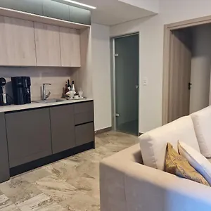 Sarri Appartments Αμουδάρα